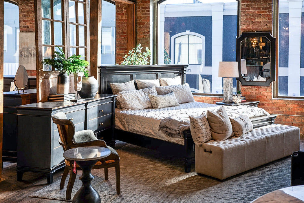 Trento Traditional Bed in Distressed Black - World Interiors